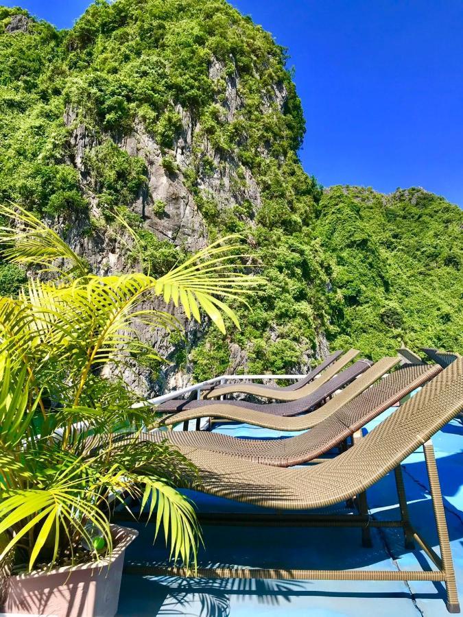 Thuy Anh Hotel Cat Ba Dong Khe Sau Екстериор снимка